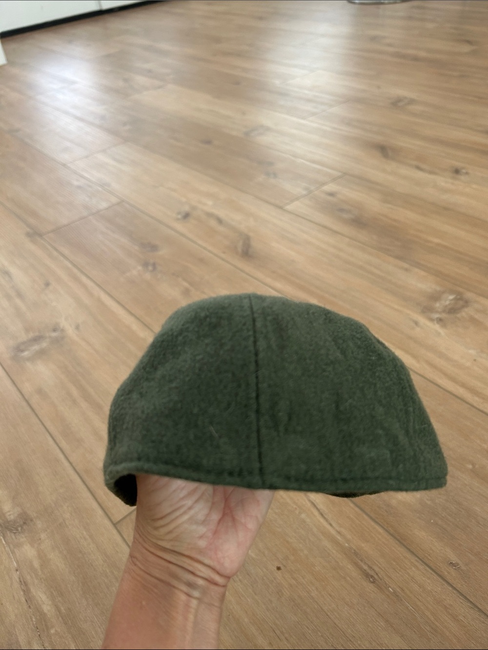 Like new - BOSTON SCALLY CO. Peaky Wool Cap - Picture 8 of 9